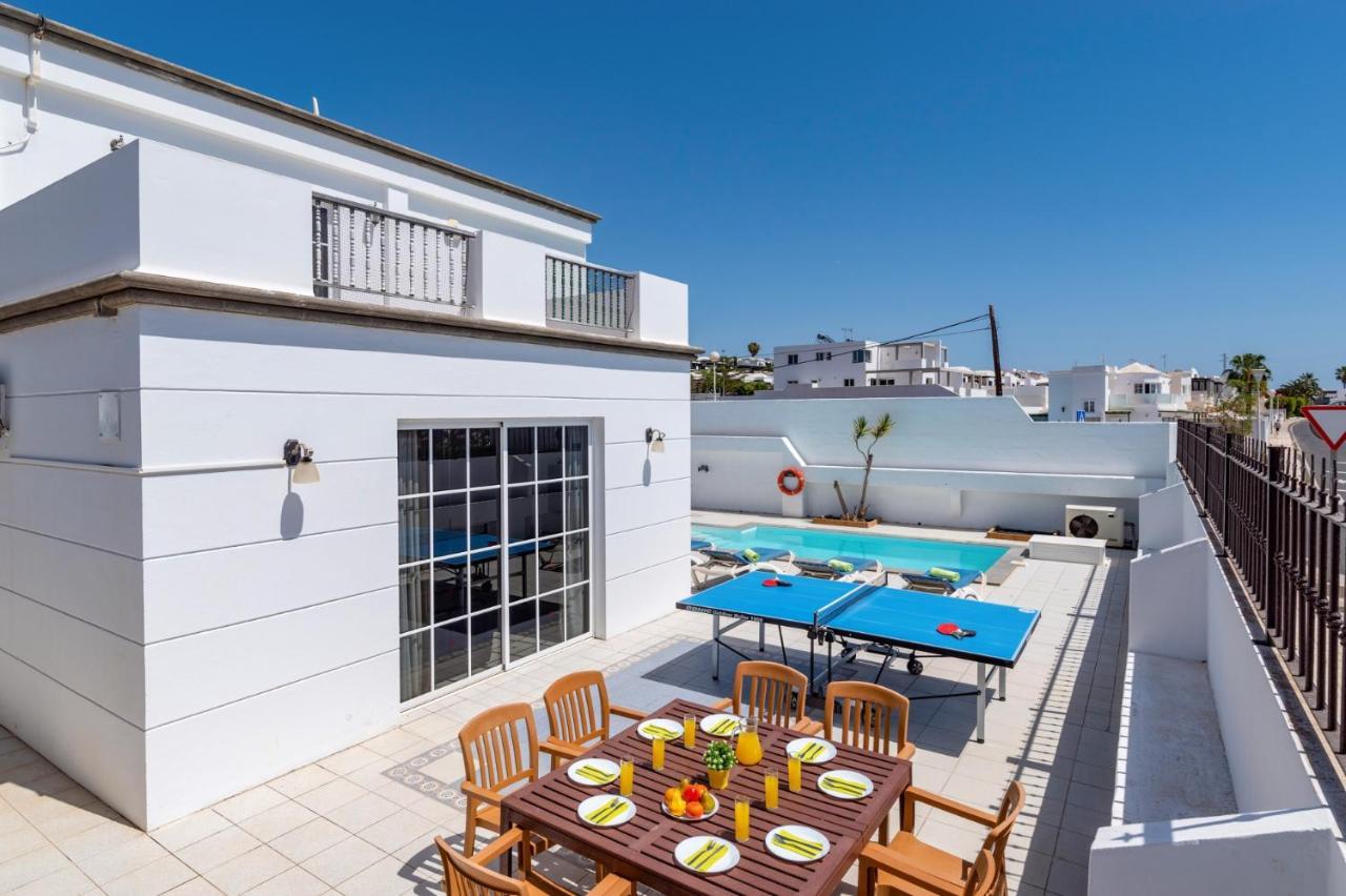 Villa Mannat By Villa Plus Puerto del Carmen  Ngoại thất bức ảnh
